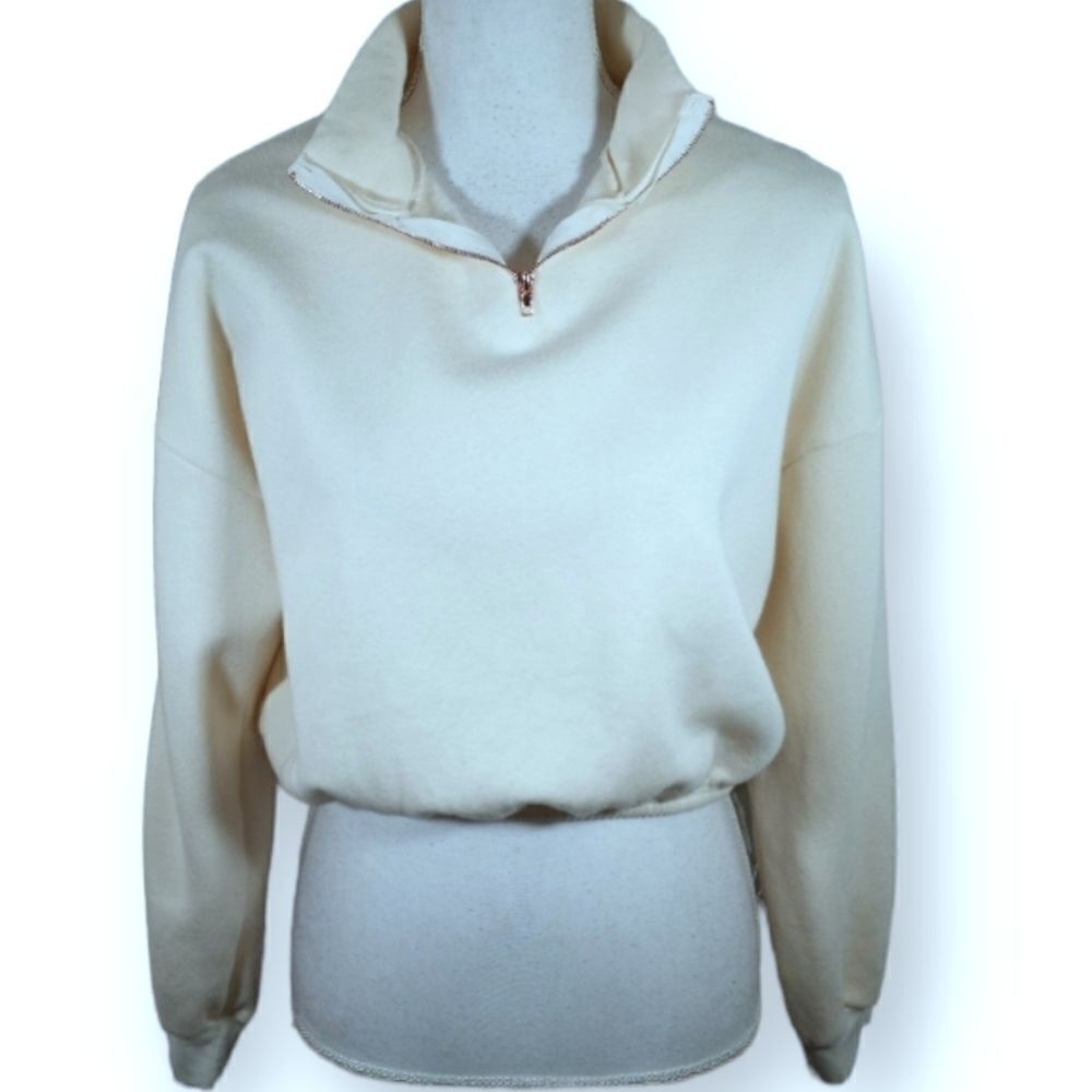 FASHION NOVA CREAM CROP PULLOVER SZ.M EUC